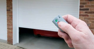 Купить автоматику для рулонных ворот Белово, цена от 2710 руб.