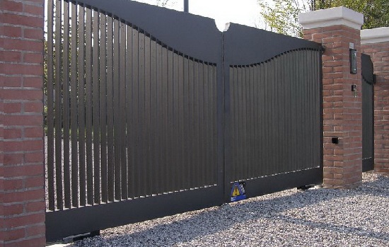 Купить новые ворота Абакан откатные в Белове по цене от 81784 руб